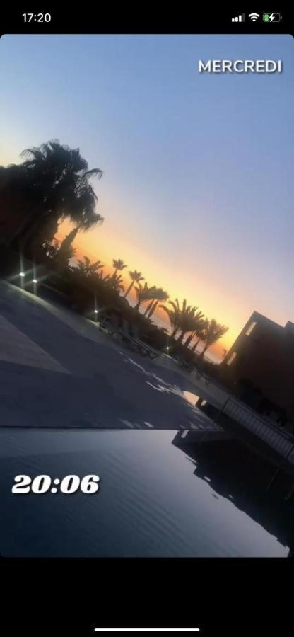 Paradis Plage Pieds Dans L'Eau - Superbe Appartement & Jaccuzi Agadir Exterior photo